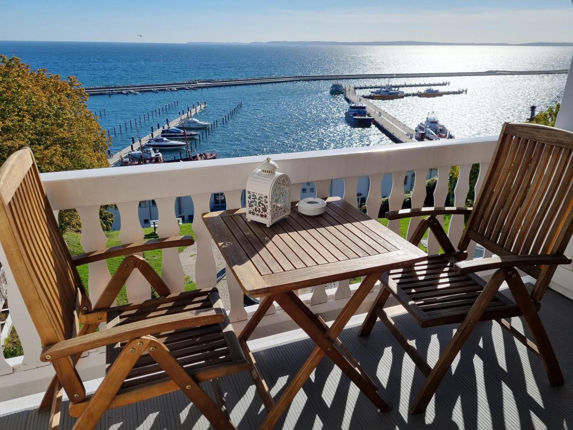 Hotel Waterkant Sassnitz Exterior foto